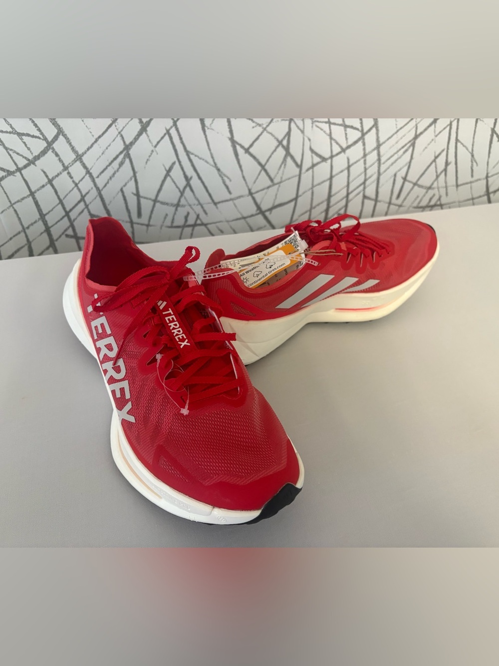 Adidas Men’s Terrex Agravic Speed Ultra trail running shoes in the "Pure Ruby - Picture 9 of 12